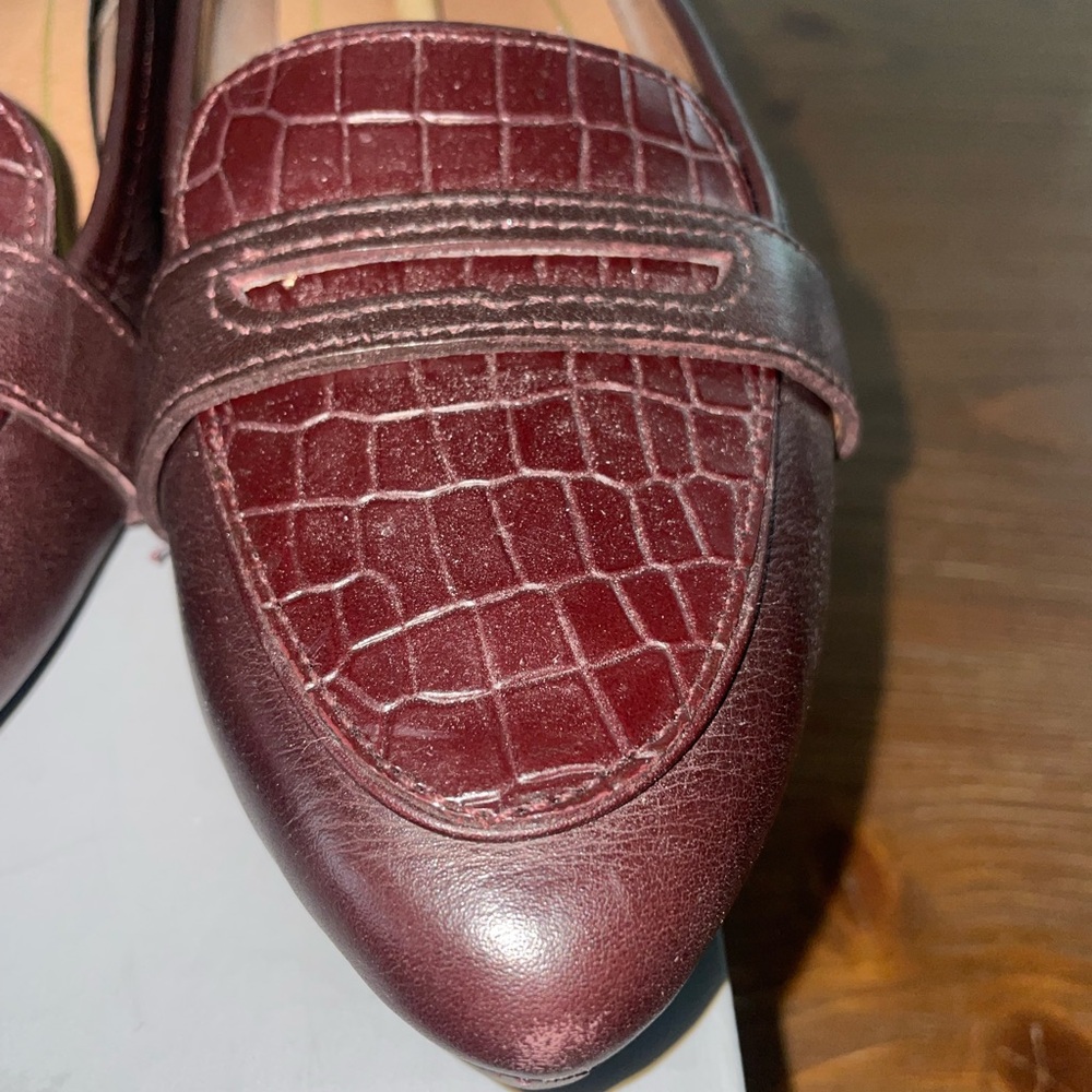 Vionic Savannah Croc Embossed Leather Pointed Toe Flats In Wine Women’s Size 7.5 - Picture 5 of 8